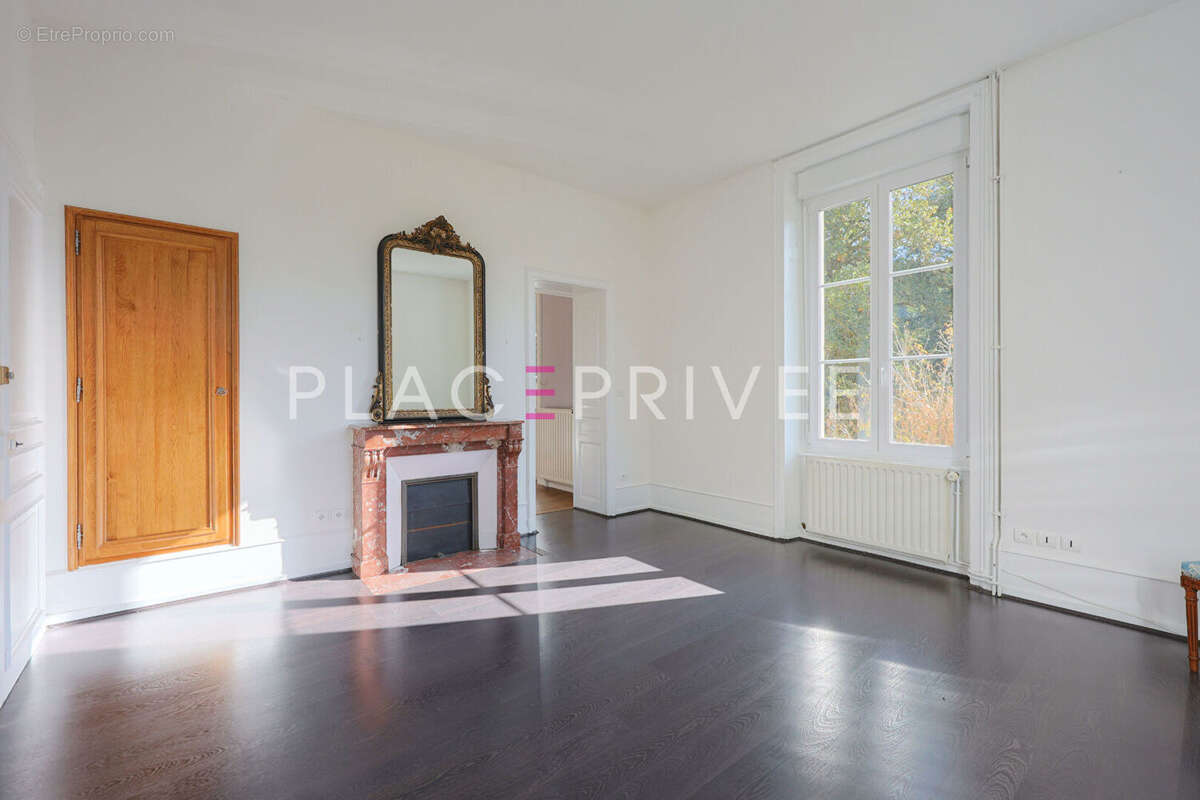 Maison à LE VAL-D&#039;AJOL