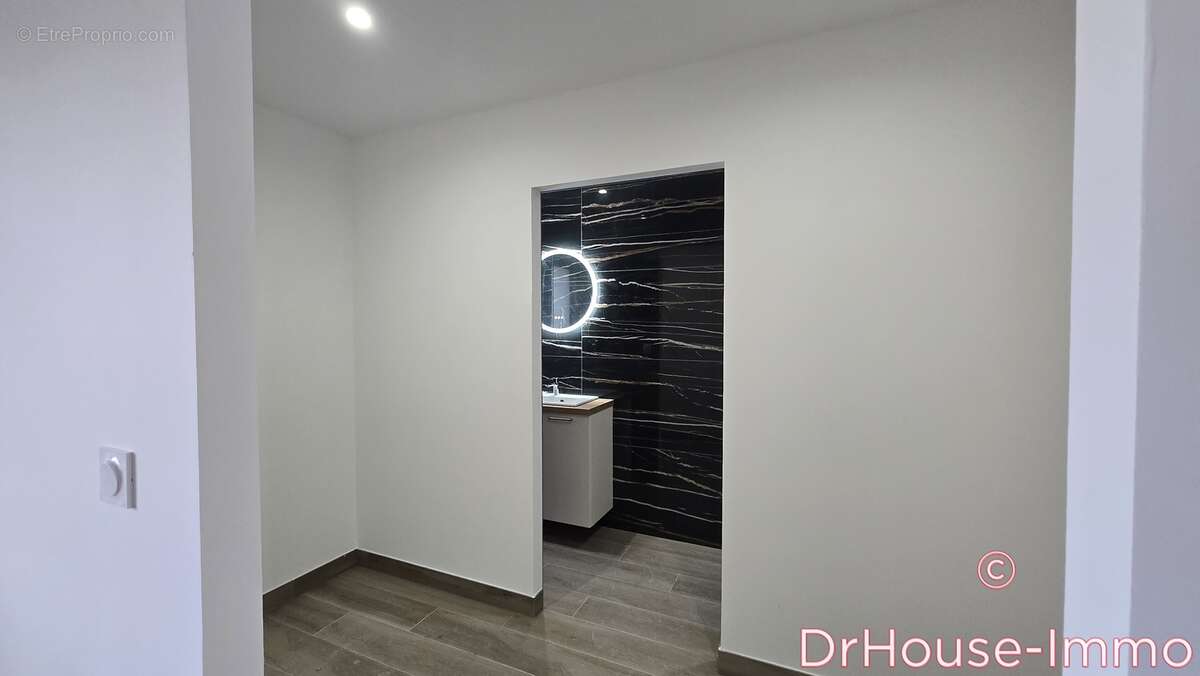 Maison à SAINT-JULIEN