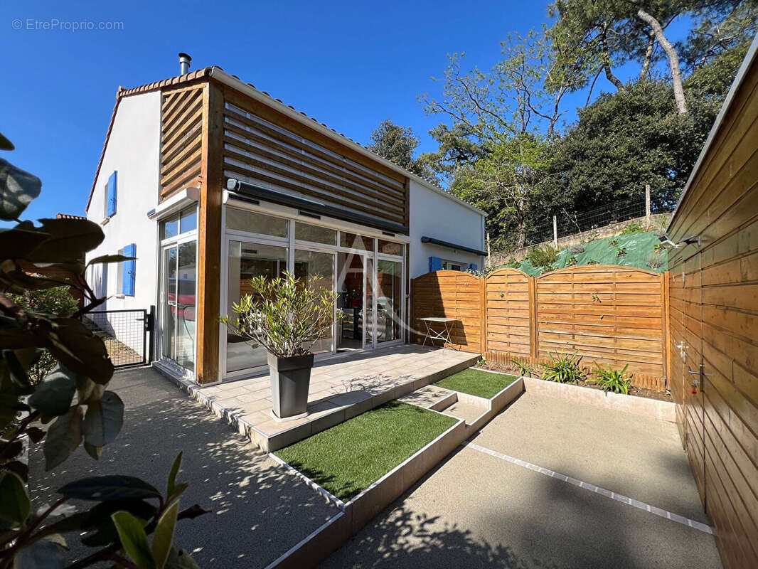 Maison à LONGEVILLE-SUR-MER