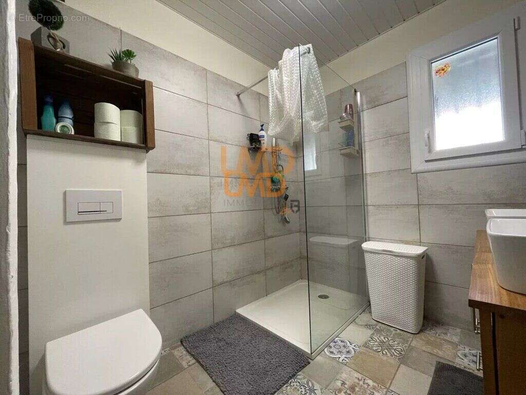 Villa 4 faces plain pied 114 m2 avec piscine - photo 12