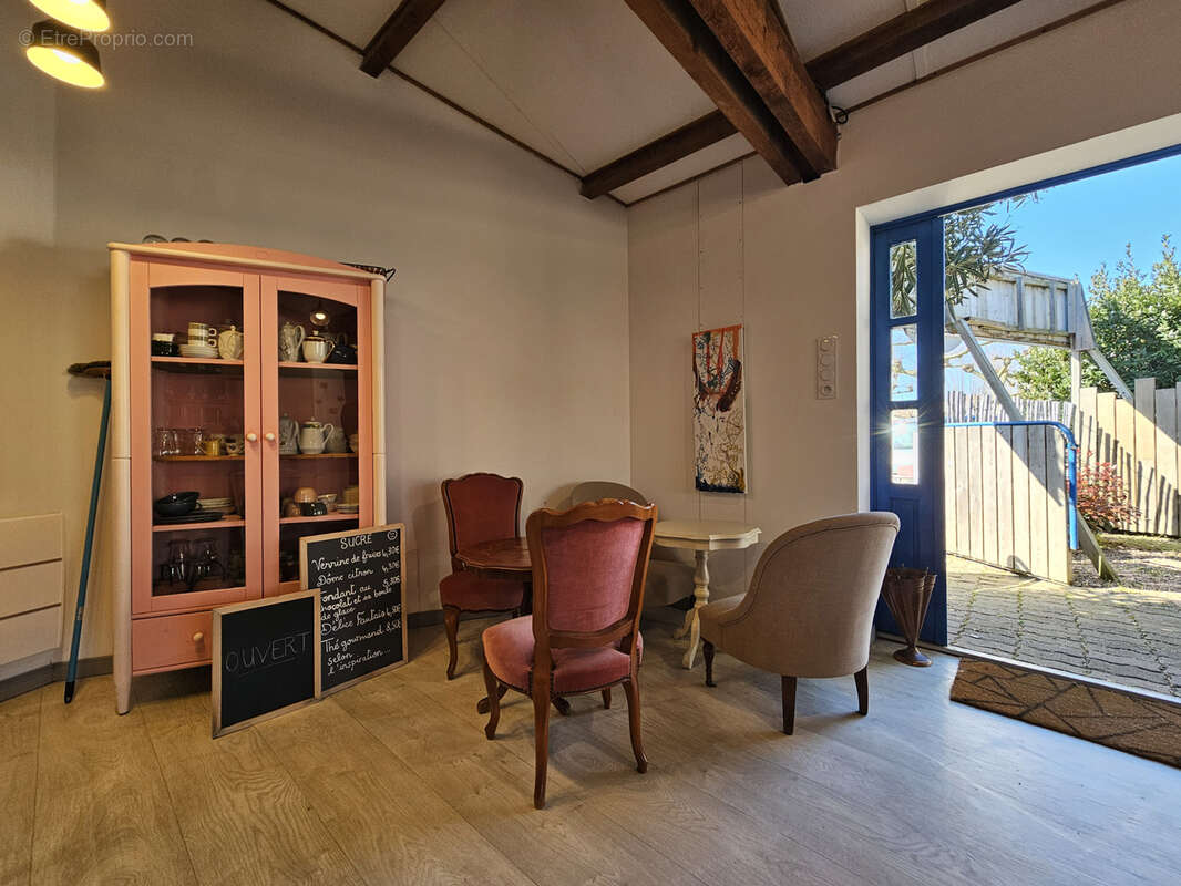 Commerce à LA FAUTE-SUR-MER