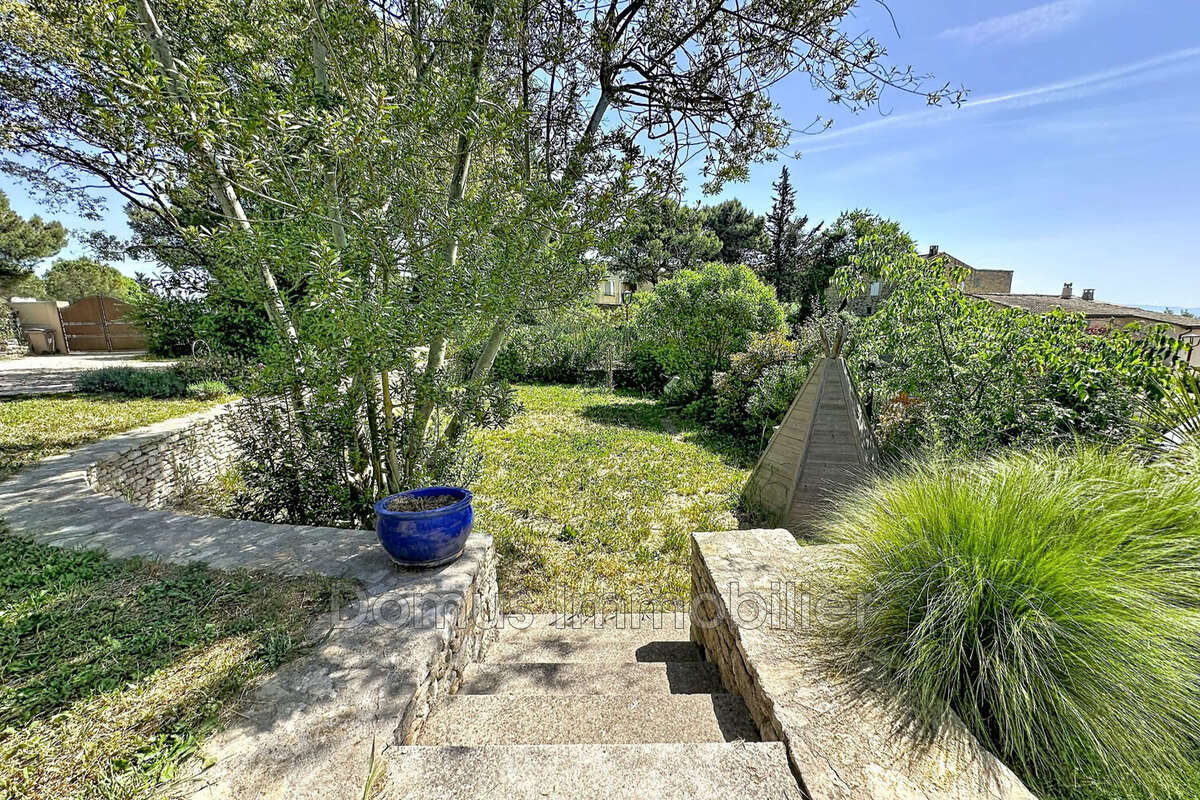 Maison à CHATEAUNEUF-DE-GADAGNE
