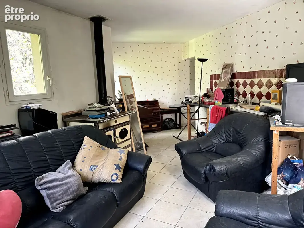 Ancienne Maison en Pierre Isolée, Grand Jardin de 2354m2 plus Bois pas loin de 3129m2 - photo 4
