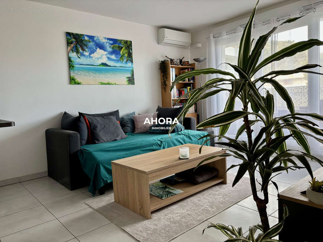 Appartement à MARSEILLE-9E
