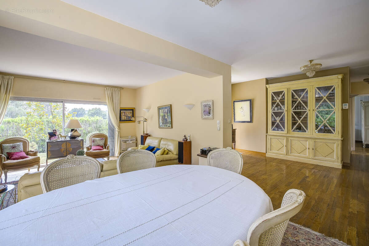 Maison à LA COLLE-SUR-LOUP