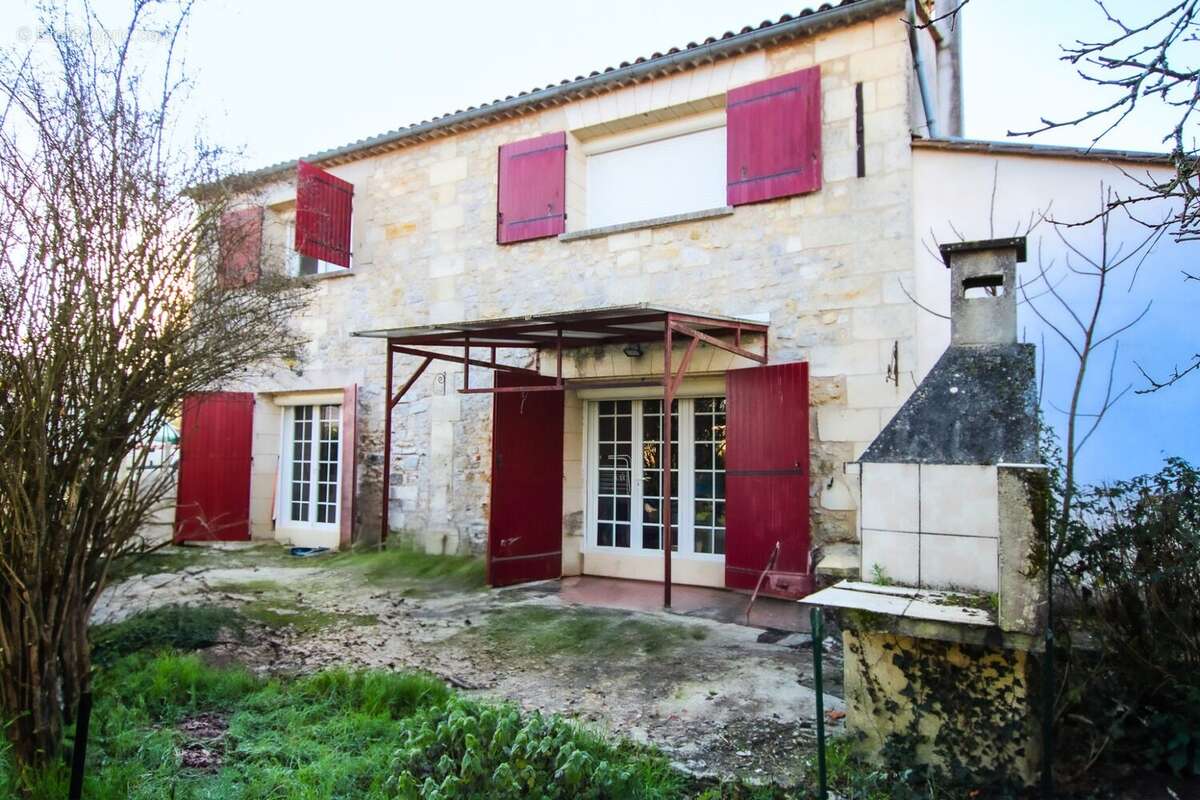 Maison à SAINT-GERVAIS