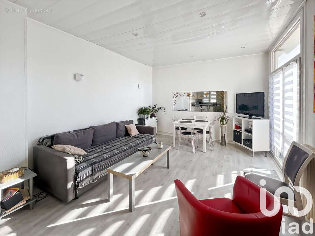 Photo 3 - Appartement à SAINT-ETIENNE