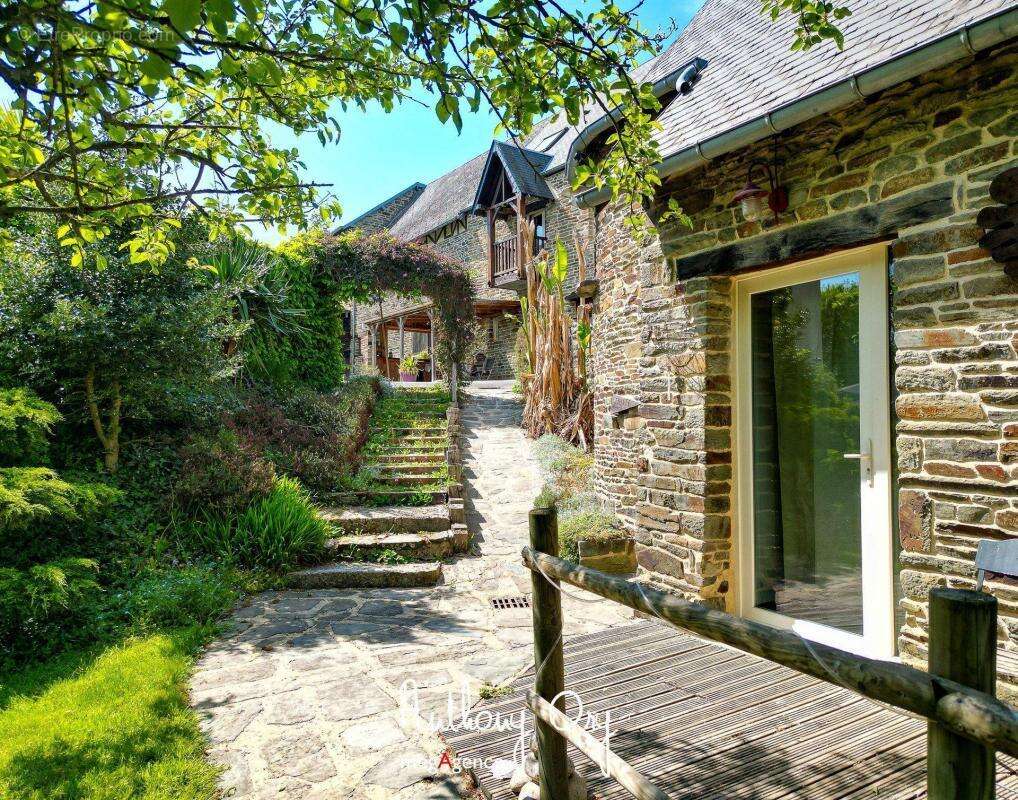 Maison à VASSY