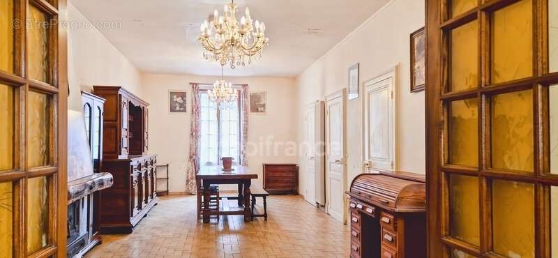 Maison à TOURS-SUR-MARNE