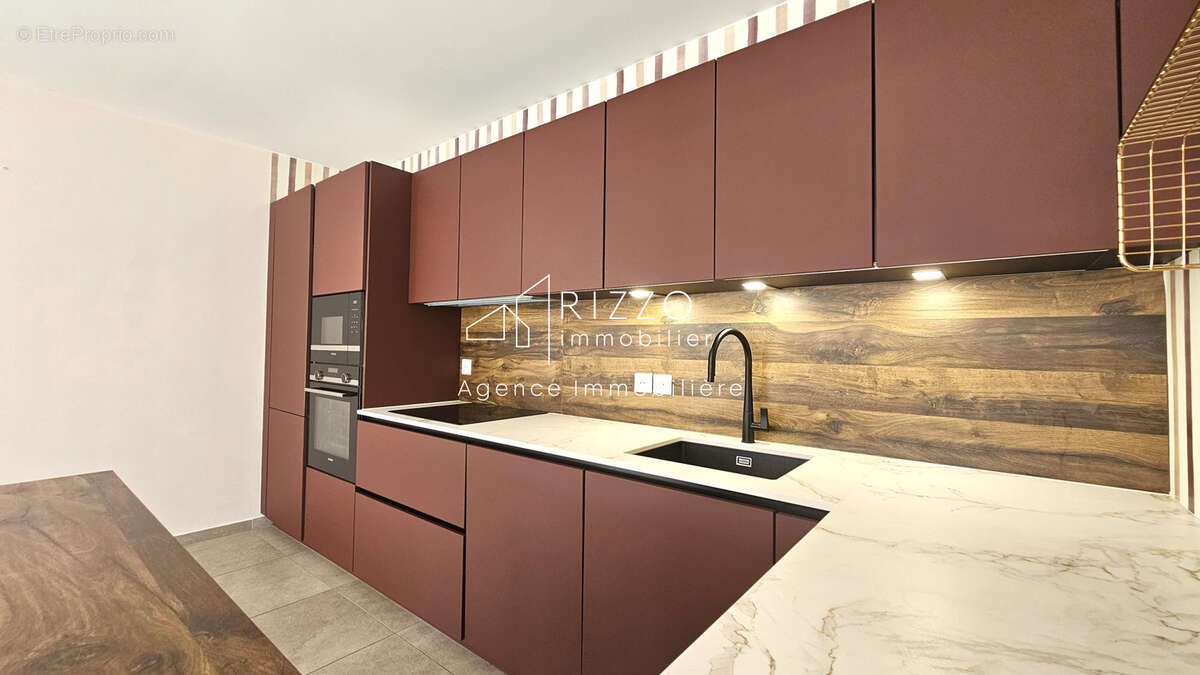 Appartement à DIVONNE-LES-BAINS