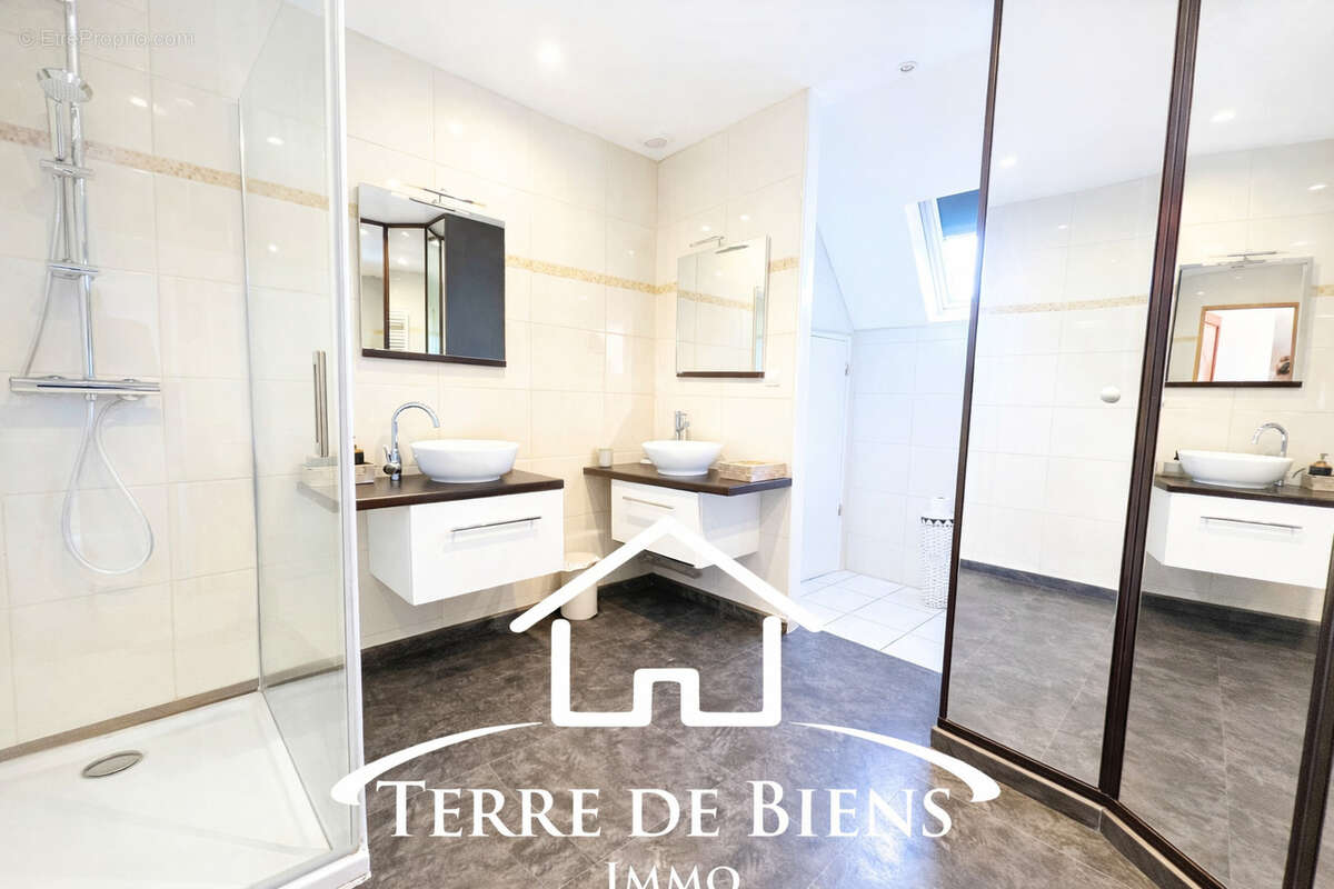 Maison à BERZY-LE-SEC