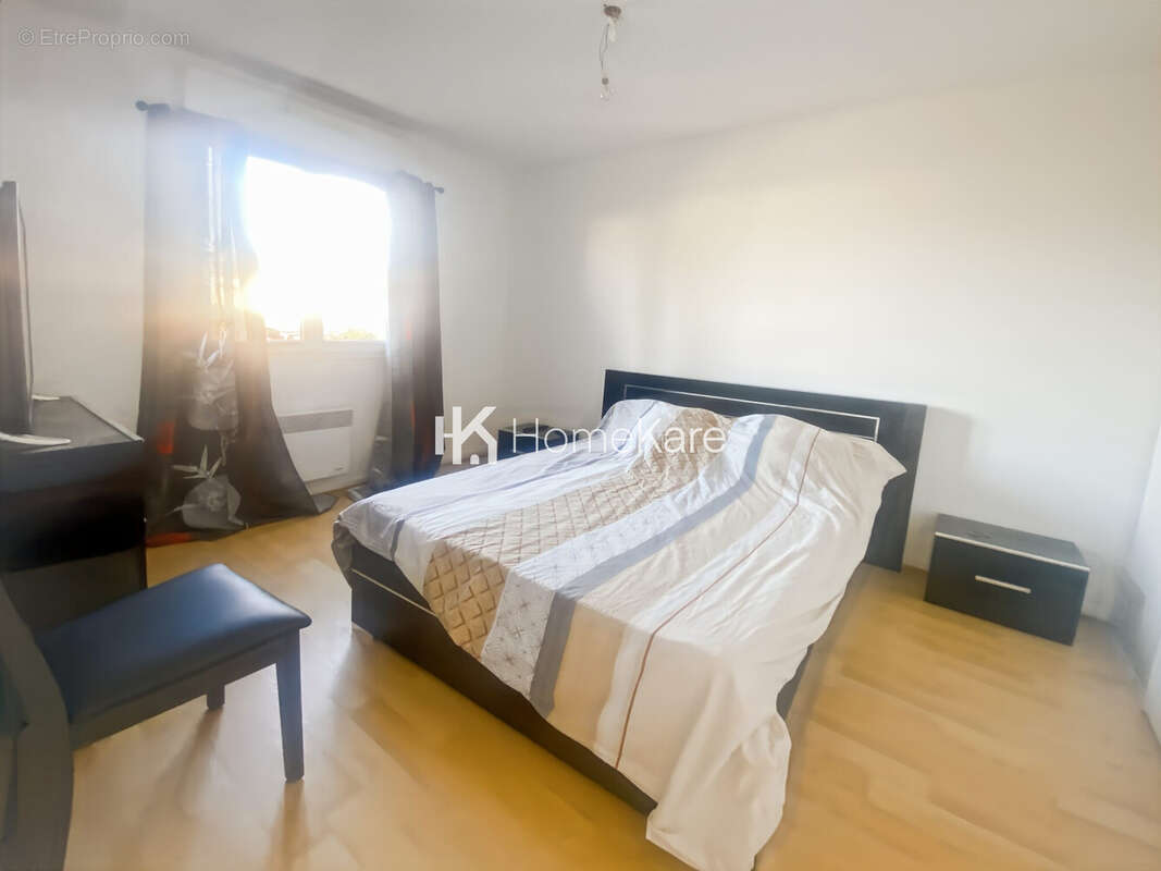 Maison à CASTELGINEST