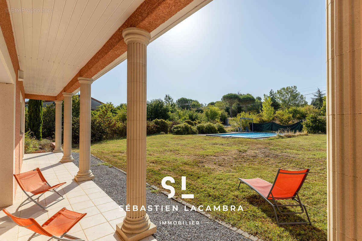 Maison de plain-pied avec piscine, 4 chambres et 3 008 m2 de terrain - photo 27