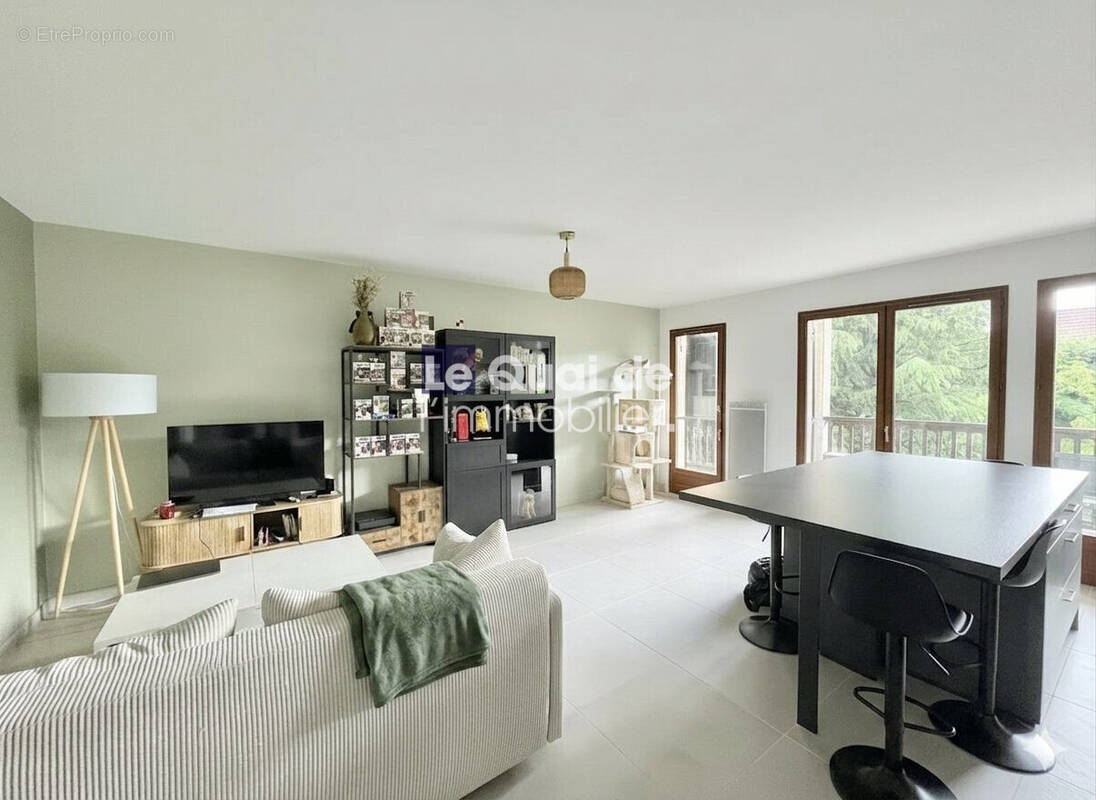 Appartement à CROLLES