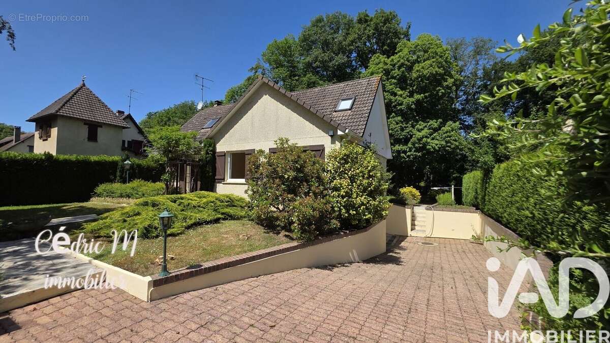 Photo 2 - Maison à AVIRON