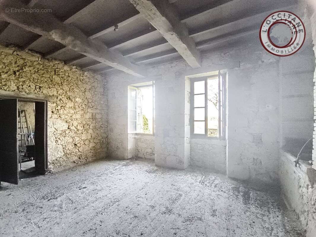 Maison à MAUVEZIN
