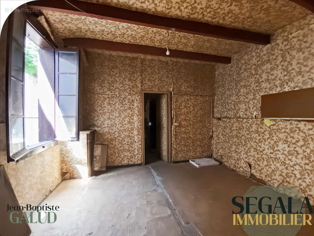 Maison à BLAYE-LES-MINES