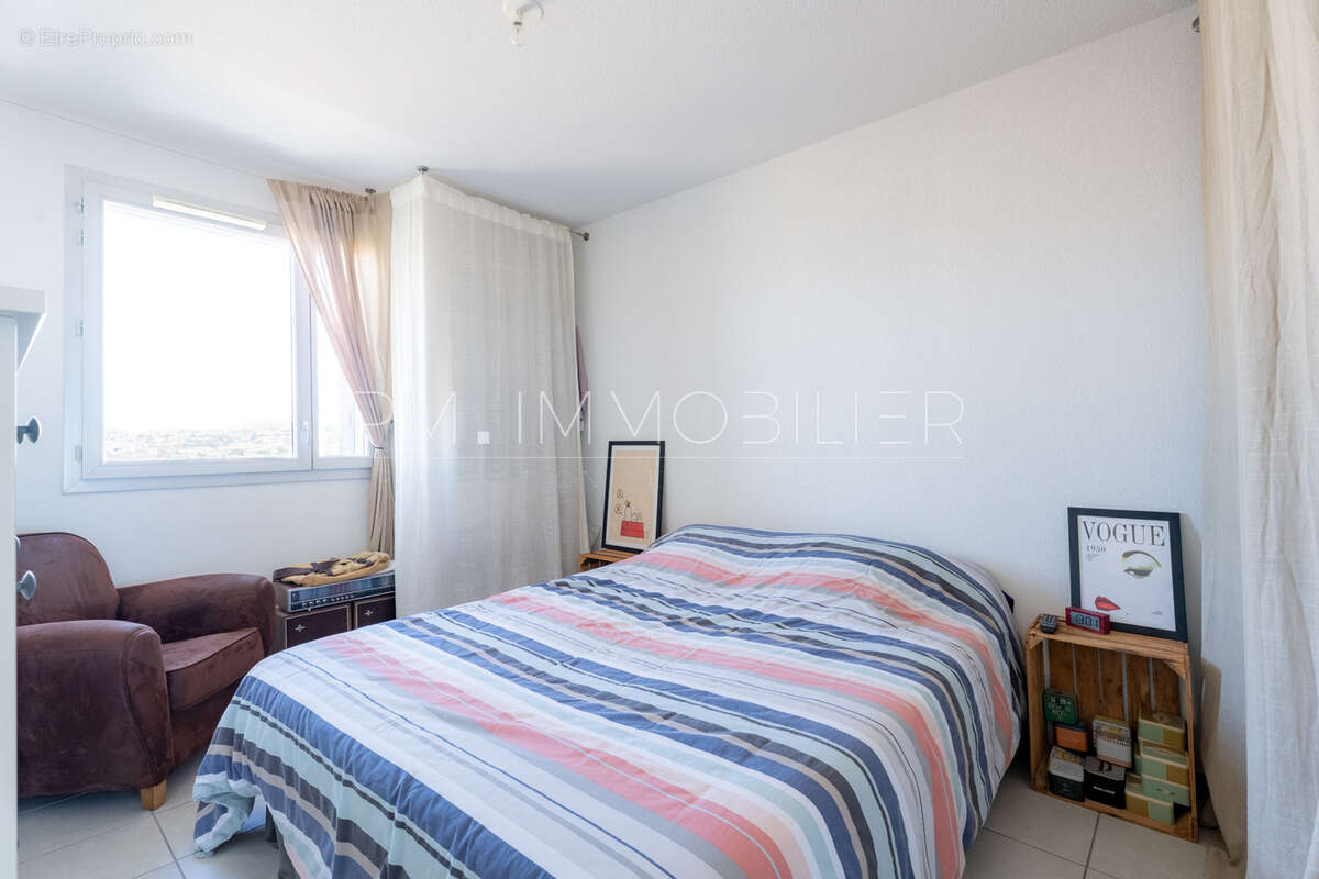 Appartement à MARSEILLE-3E