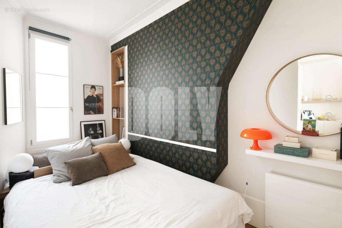 Appartement à PARIS-2E