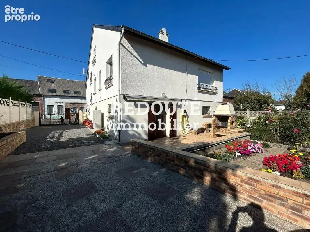 A vendre - hirson - maison 7 pieces - dependance - photo 1