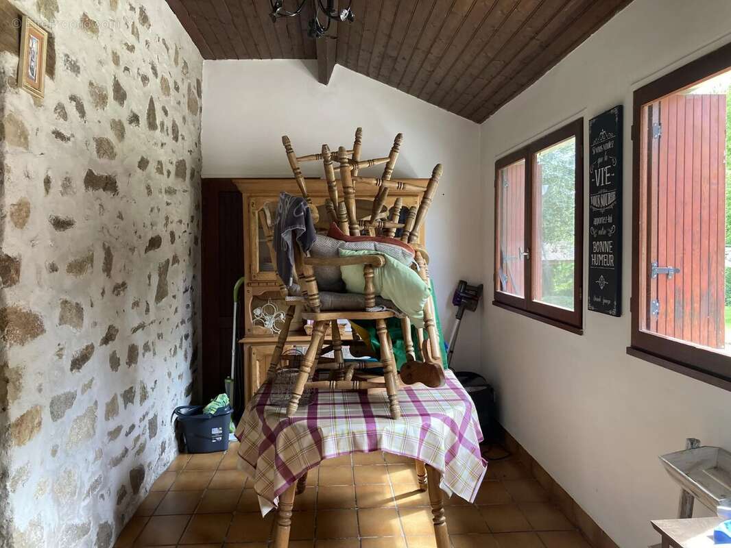 Maison à LADIGNAC-LE-LONG