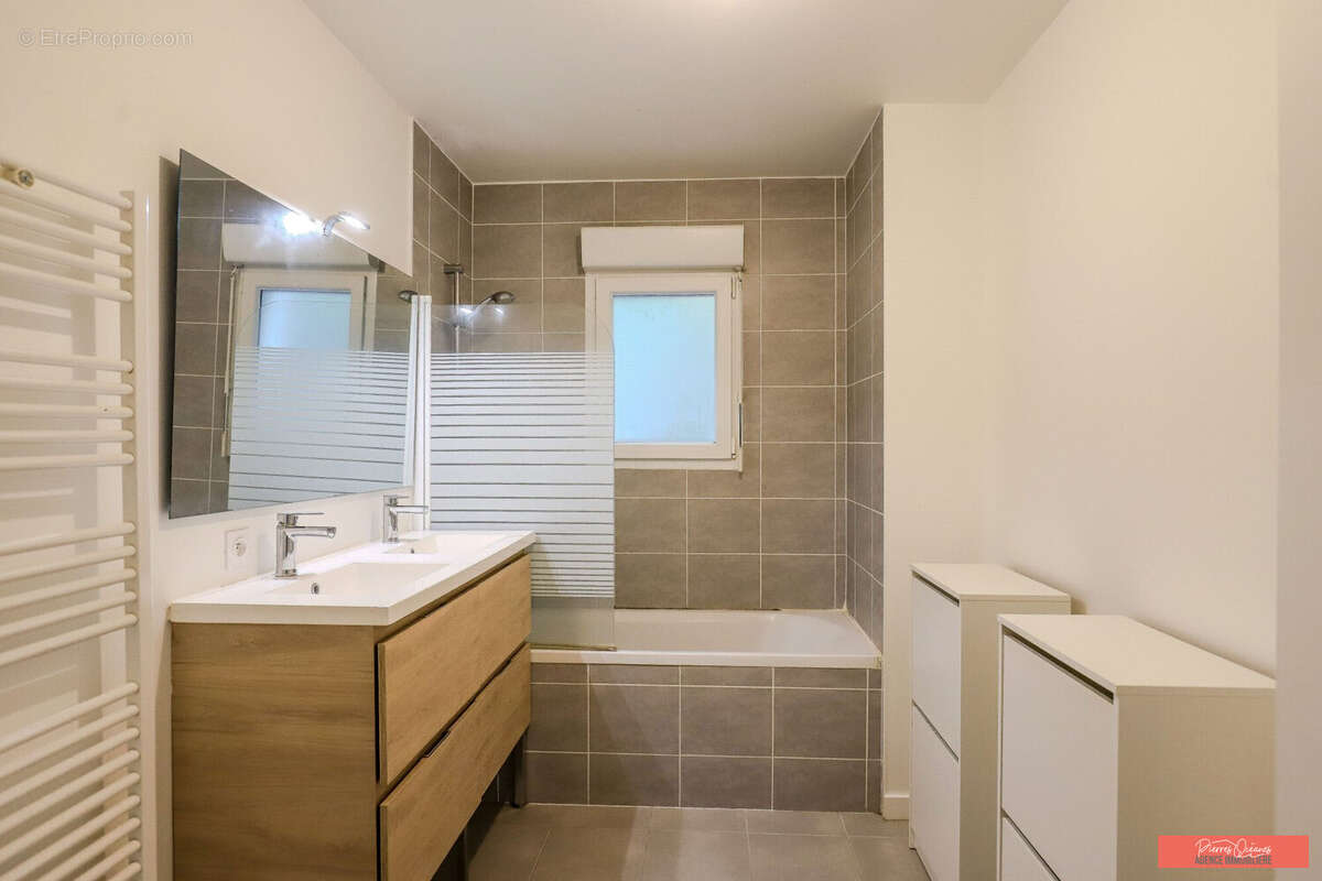 Appartement à SAINT-MARTIN-DE-SEIGNANX