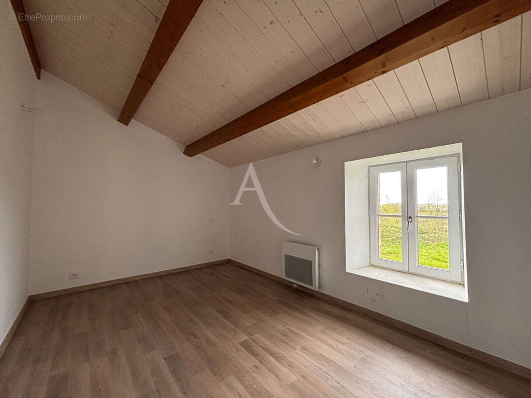 Maison à LE BERNARD