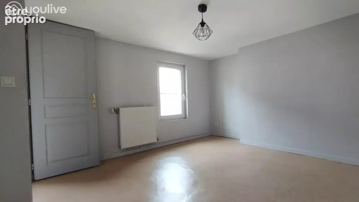 A saisir! Centre-ville Soissons - Appartement 4 pièces - photo 6