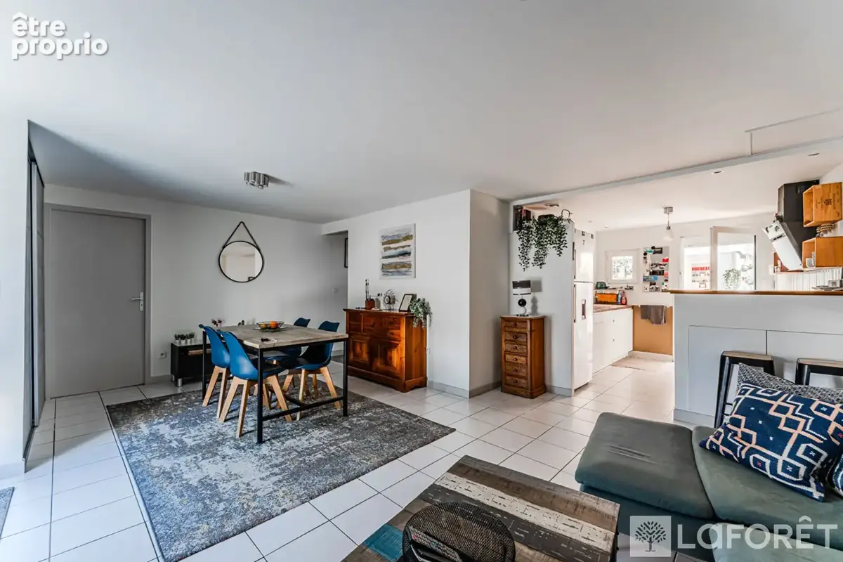 Appartement type maison de ville T3 rénové avec terrasse sans vis-à-vis - Gujan-Mestras, Bassin d'Arcachon - photo 6