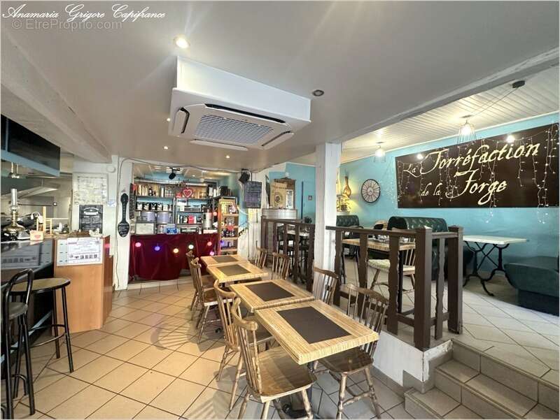 Commerce à COURVILLE-SUR-EURE