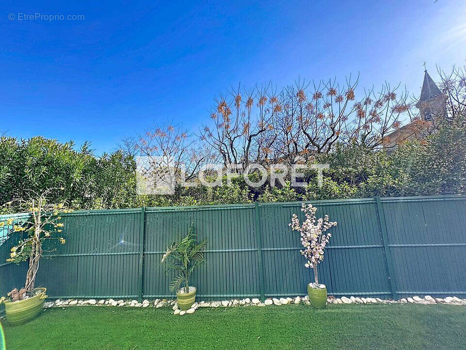 Appartement à MARSEILLE-8E
