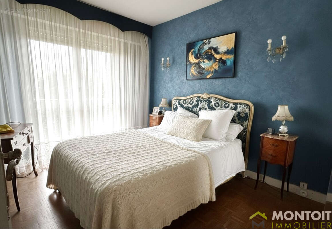 Appartement à L'HAY-LES-ROSES