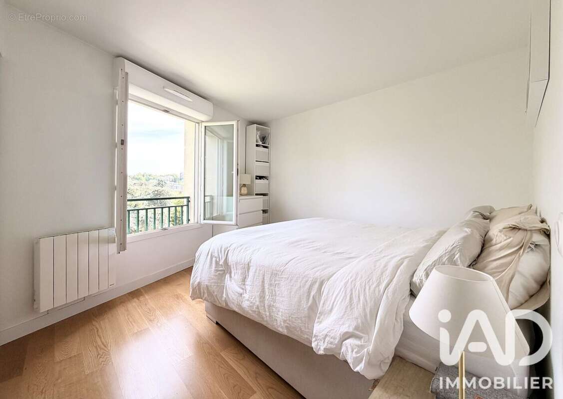 Photo 5 - Appartement à LE PLESSIS-ROBINSON