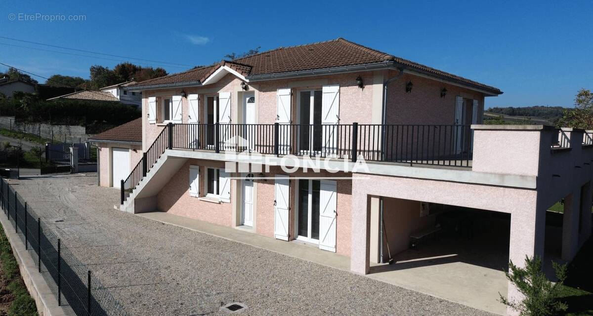 Maison à COUR-ET-BUIS
