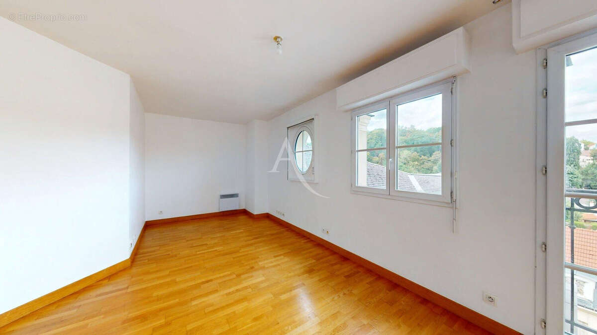 Appartement Le Plessis Robinson 1 pièce(s) 35 m2 - photo 2