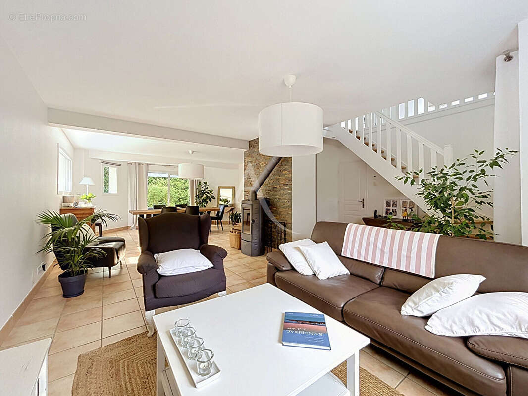 Pruillé : Maison de 155 m² parfaitement entretenue dans un quartier calme - photo 3