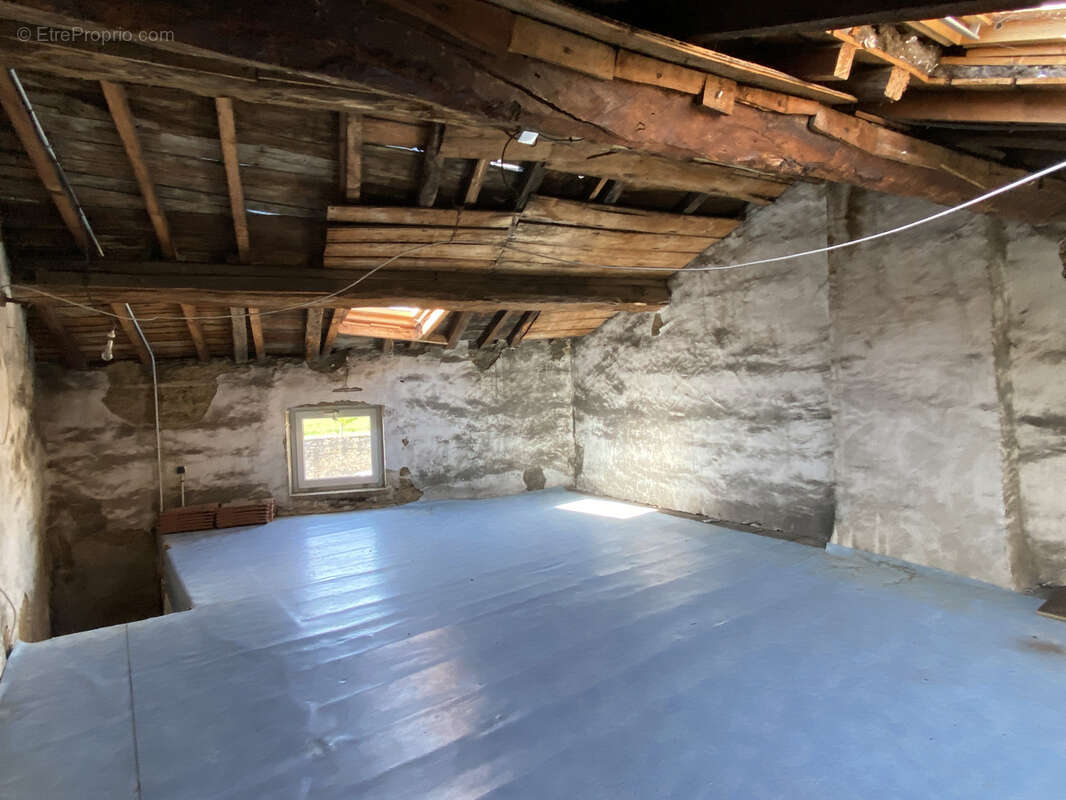 Maison de ville à VENDRE à Marcilly-d'Azergues - IDEAL 1er ACHAT ou investissement - photo 6