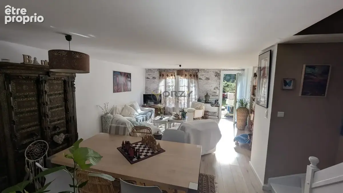 Maison 4 pièces 99 m² à vendre à Entraigues-Sur-La-Sorgue (84320) - photo 3