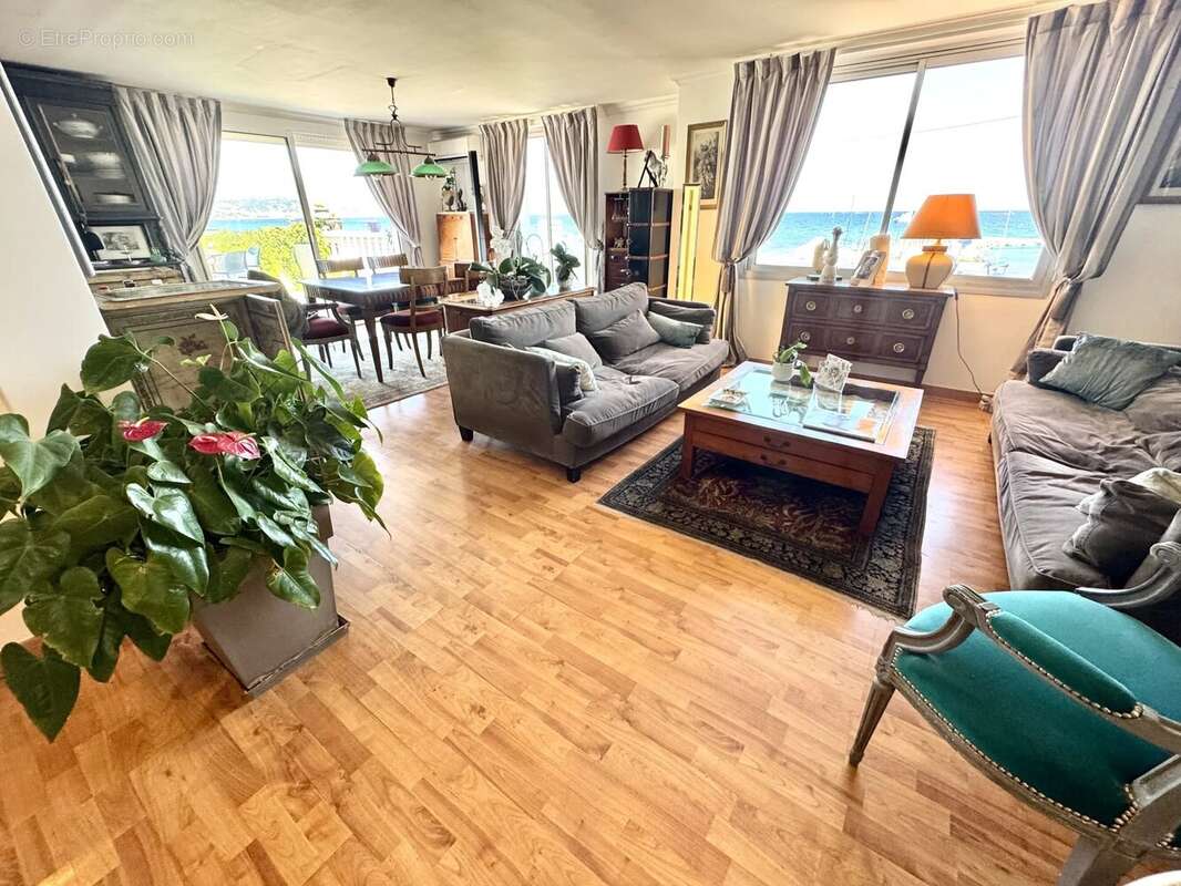 Cannes Plages du Midi vente 3 pièces dans villa - photo 6
