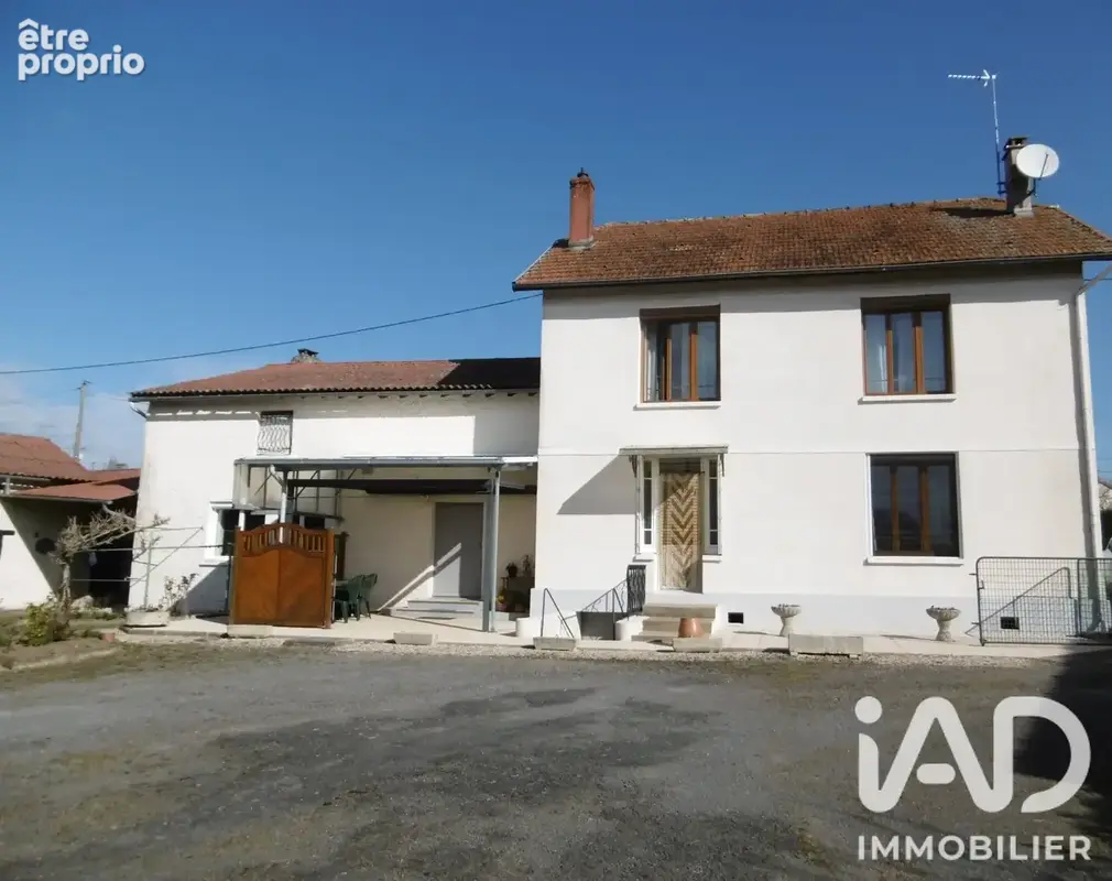 Photo 1 - Maison à ADRIERS