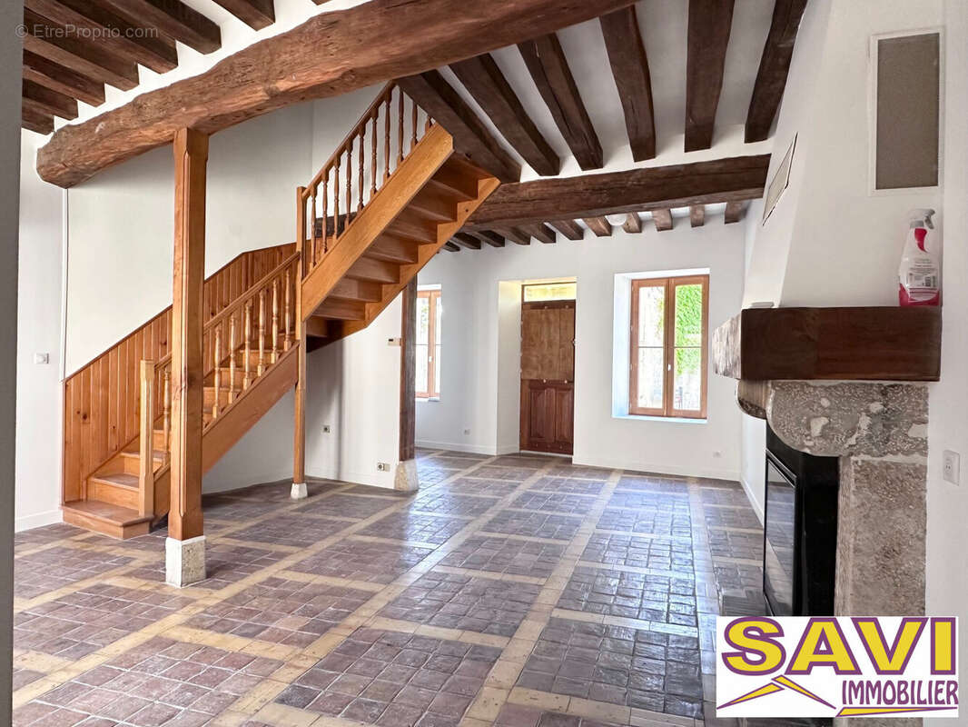 maison pièce principale - Maison à FERRIERES-EN-GATINAIS