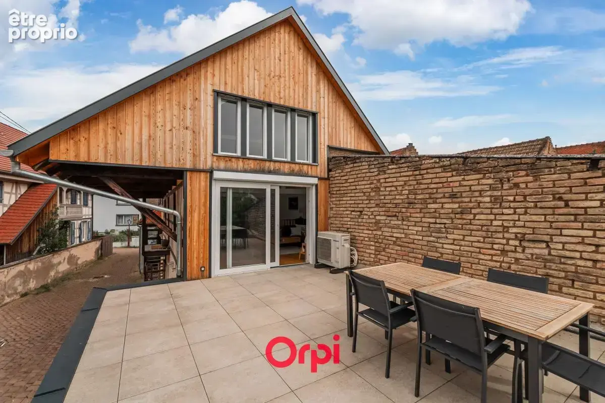 Holtzheim; Maison de caractère rénovée de près de 190 m² au sol, DPE B avec terrasse et jardin - photo 9