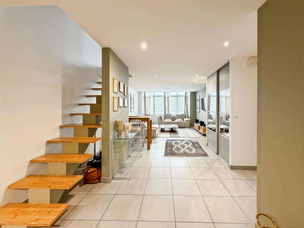 Appartement à LYON-7E