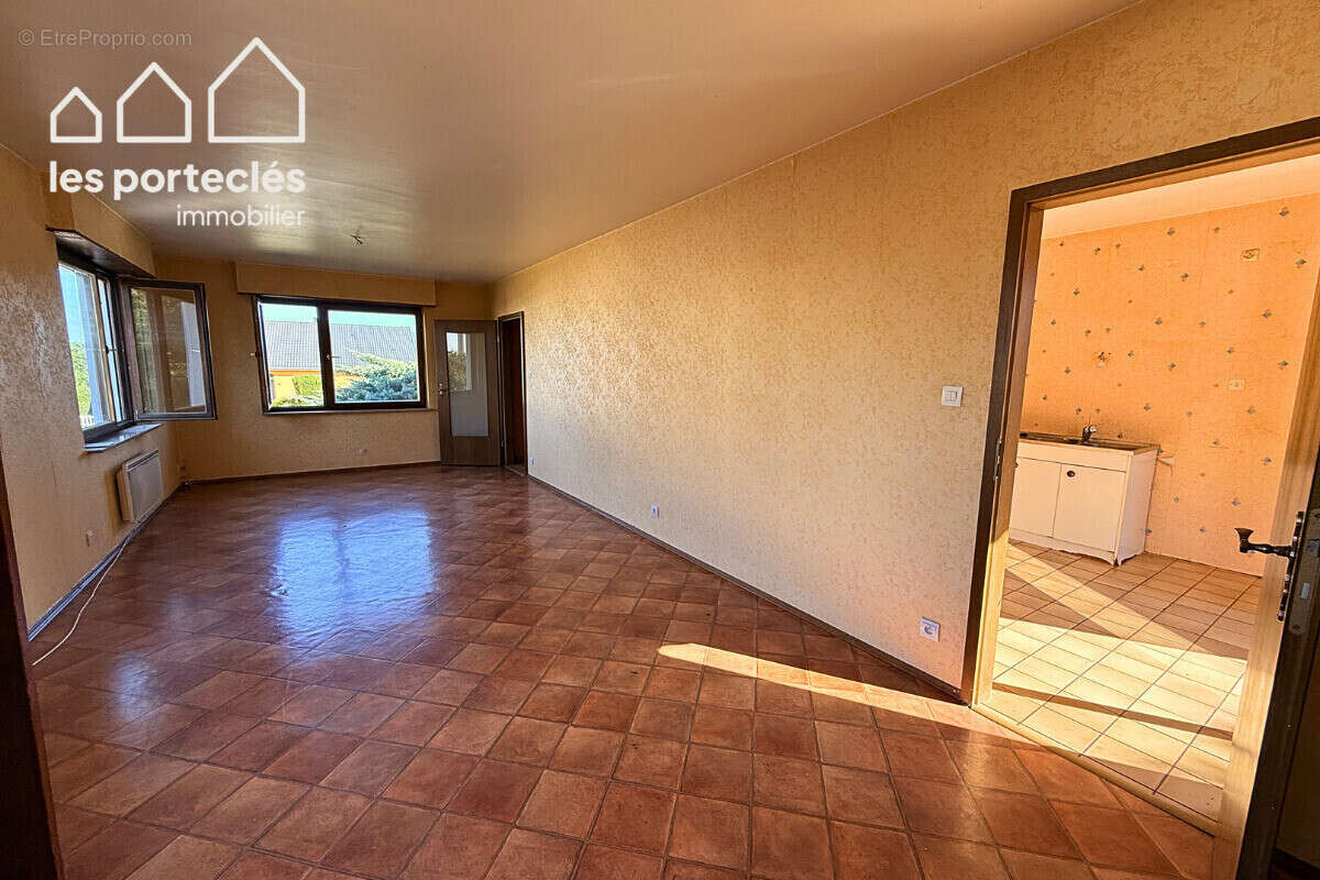 Maison type bungalow 95 m² sur 8 ares - photo 3