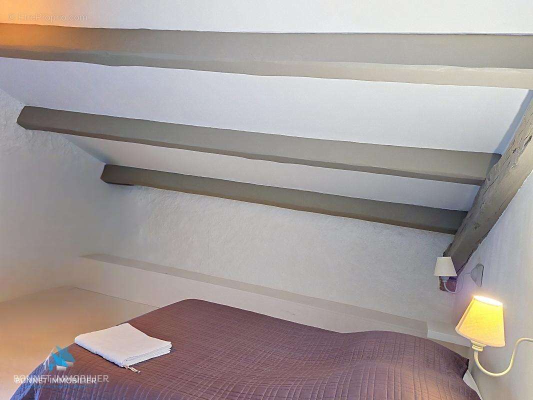 Maison de caractère - 220 m²- 6 pièces - Terrain de 1390 m² - photo 15
