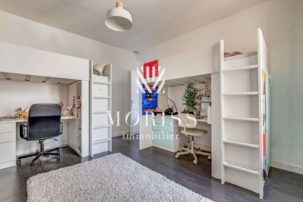 Appartement à PARIS-14E