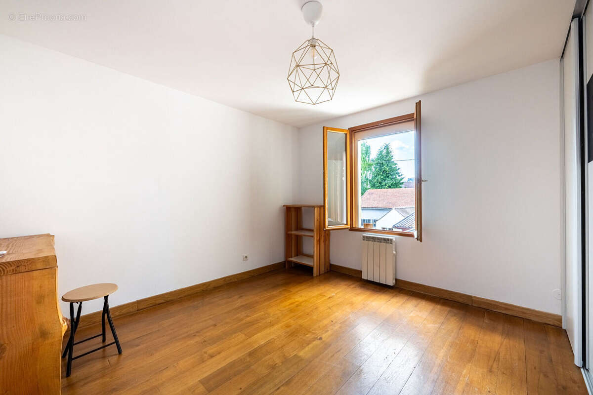 Maison à MAGNY-EN-VEXIN