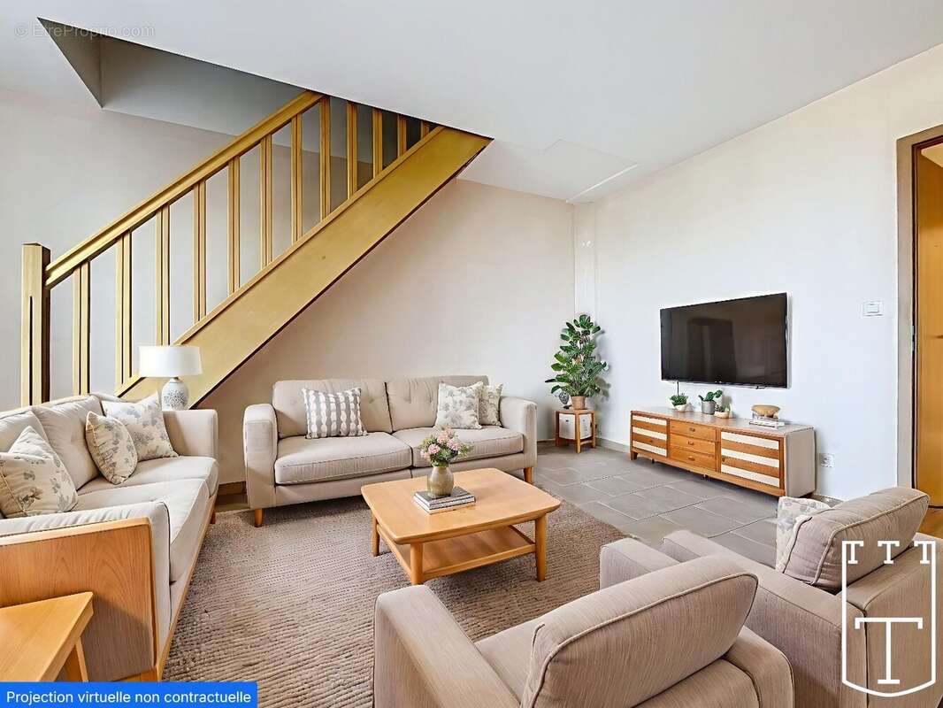 Appartement Duplex centre RUOMS - photo 2