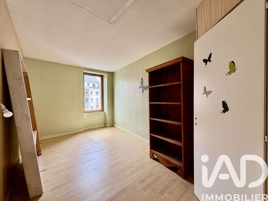 Maison 205 m² à Guingamp  - photo 9