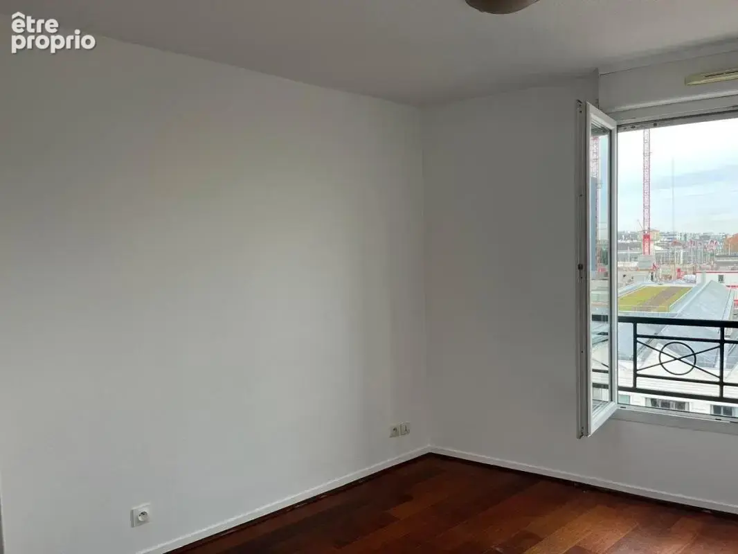 A vendre:  Charmant appartement de standing de 3 pièces 60m² à Saint-Denis - photo 4